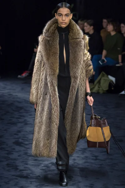 Look 6